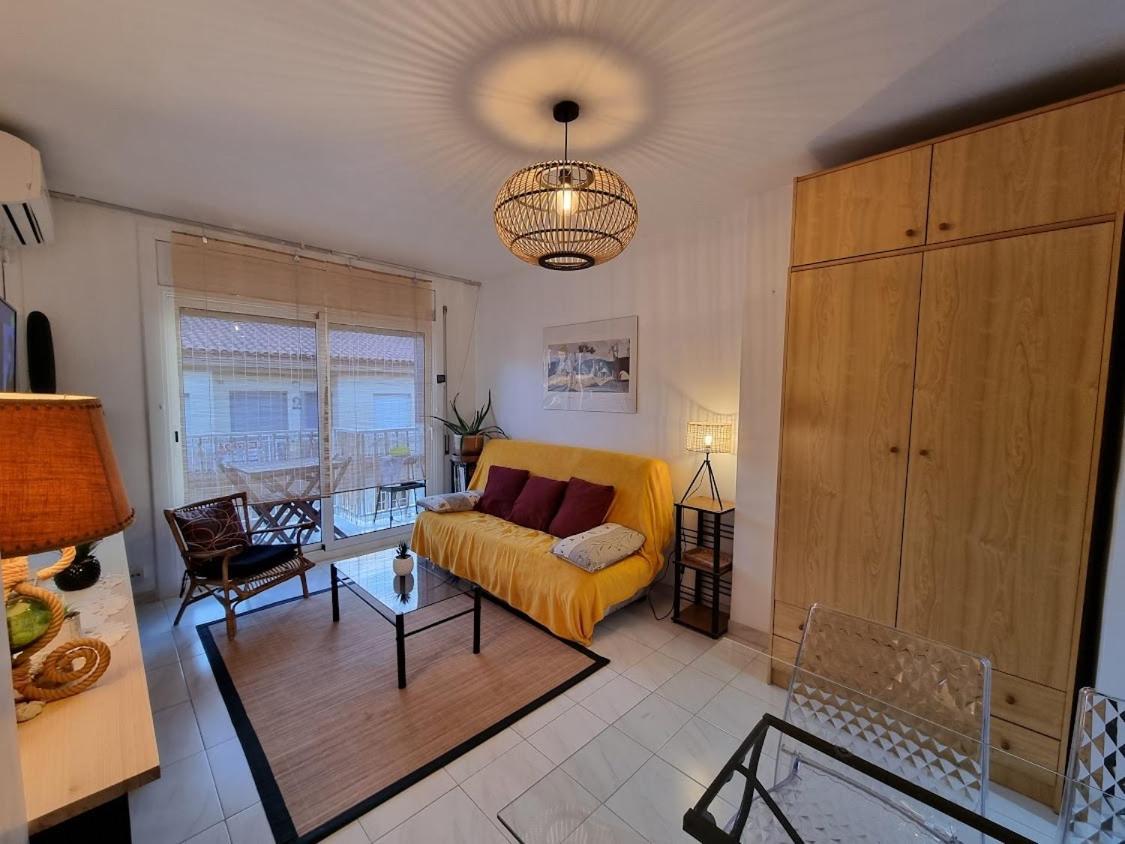 Lovely One Bedroom With Balcony ロザス エクステリア 写真